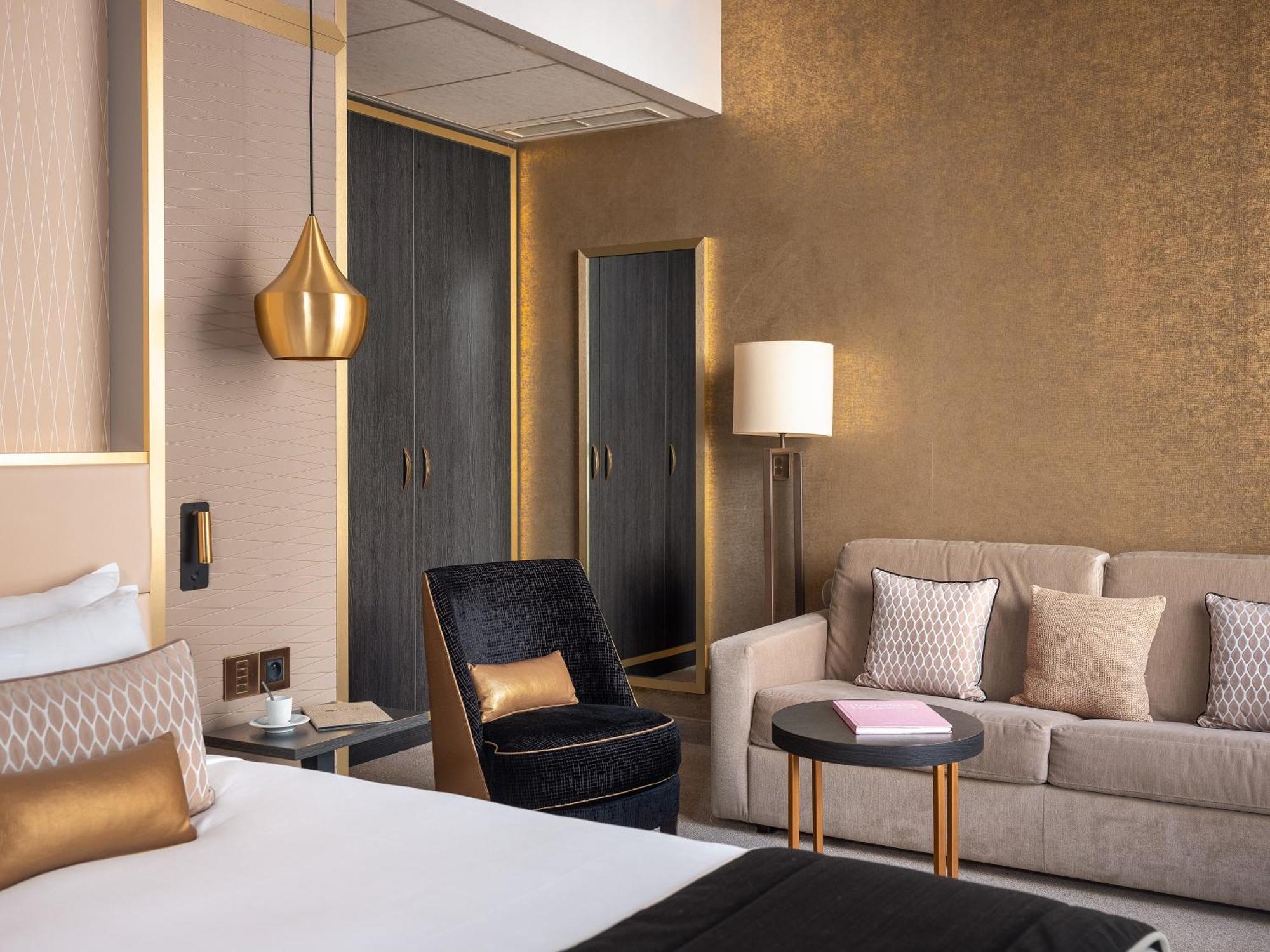 Hotel Niepce Paris, Curio Collection By Hilton Exterior foto